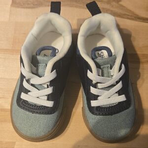 OshKosh B'gosh Black and Green Kids Sneakers